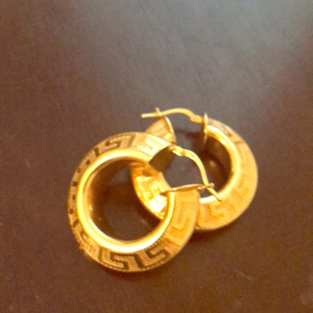 750 / 18 karat gold 100/% real